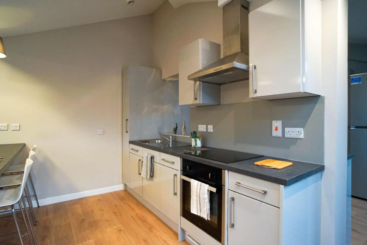 1 Bedroom Apartments, Studios And Ensuite Bedrooms With Shared Kitchen At Centro House In ستيرلينج المظهر الخارجي الصورة